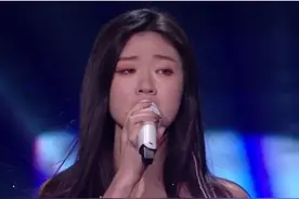 22岁“天后”单依纯终于走到今天这步，李健4年前的预言应验了！图片