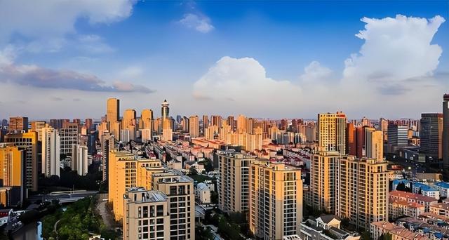 曹德旺预言要成真？若不出意外	，2026年房地产将面临5大转折