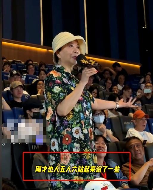 陈佩斯新片首映，蔡明脸肿馒化，潘长江瘦成皮包骨，黄渤咋胖成这