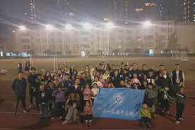 从50人到150人，杭州这所学校的夜跑团“人气爆棚”图片