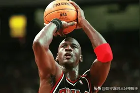 年薪高达4000万美元！打破体育界历史纪录！迈克尔乔丹再创神迹图片