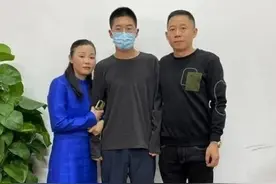 孙卓回家3年变化大，变胖40斤，性格也像小时候了，正在冲刺高考图片