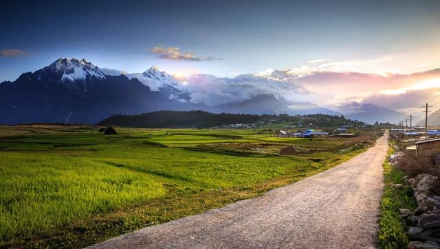 四季同框的秘境！西藏这个浓缩盆景美到不像在地球