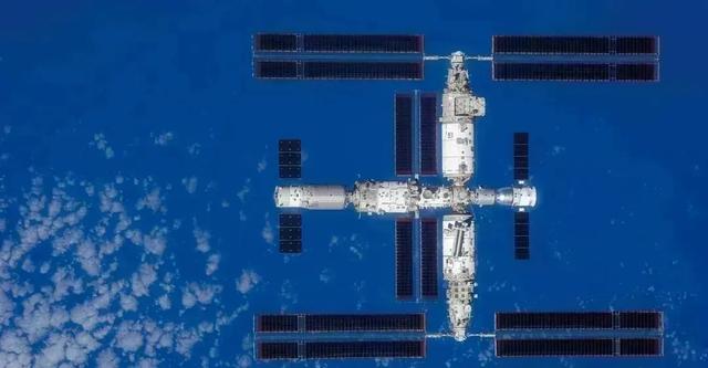 日本飞船飞了4天才对接国际空间站，中国天舟飞船最快只需2小时
