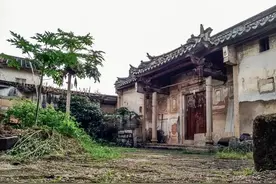 婆婆老房拆迁得了200万，给我转了100万，我赶紧把娘家人拉黑图片