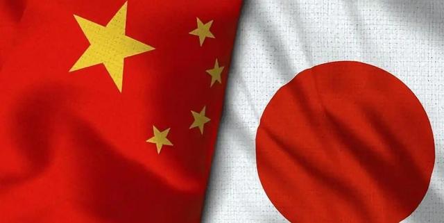 日本对中国的反击越来越猛，美国察觉到不对劲，做出一个明智选择