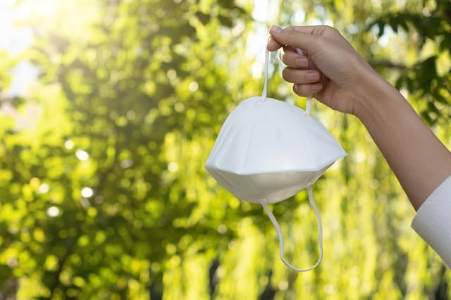 张文宏：天冷坚持戴口罩的人，过不了半年，身体或会有8大变化