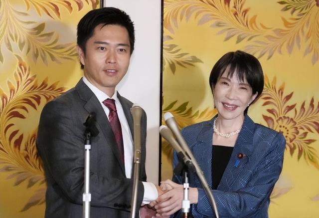 等不来北京贺电，高市早苗公开对华态度，把中国称为“重要邻国”