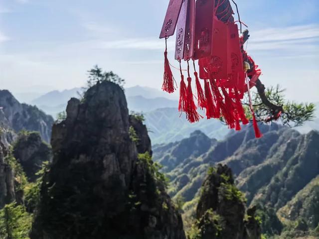 “天下无双圣境,世界第一仙山”的河南洛阳老君山