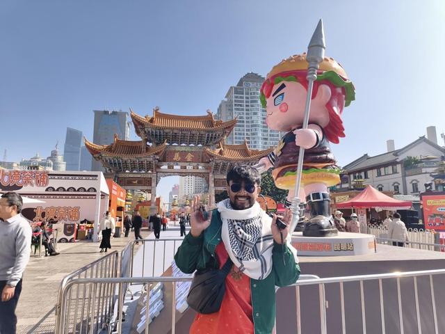 【外眼看云南】用Flower、Citywalk、Shopping的方式，开启孟加拉博主的春城之旅