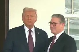 特朗普赌赢了？美英达成协议，内容写满5页，英国摊牌冲中国来的图片