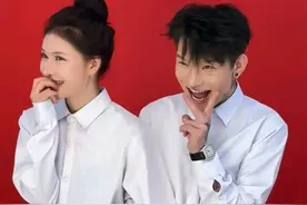 毁三观！知名网红攀娘宣布闪婚，和女方刚认识3天，大量私照曝光图片