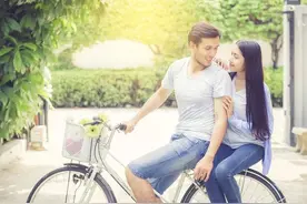 梦见初恋女友意味着什么图片