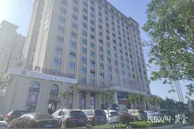 长城关注 | 倒卖出生证明每张赚6.6万？湖北襄阳一医院院长接受调查图片