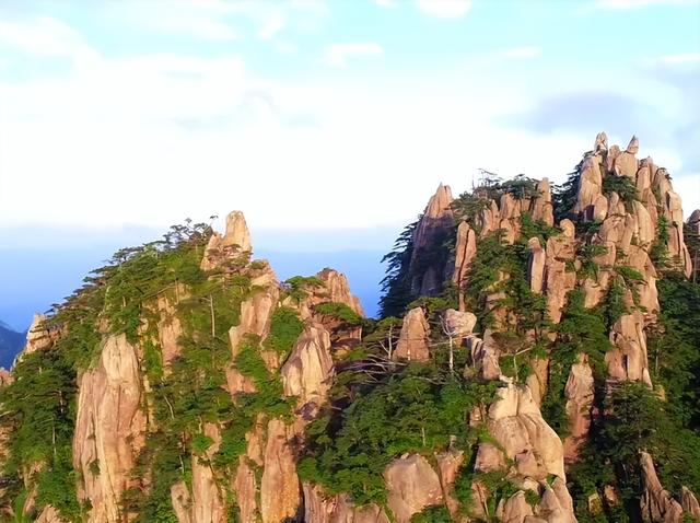别再盲冲黄山了！门票预约、旅游攻略、交通路线+景点简介提前看