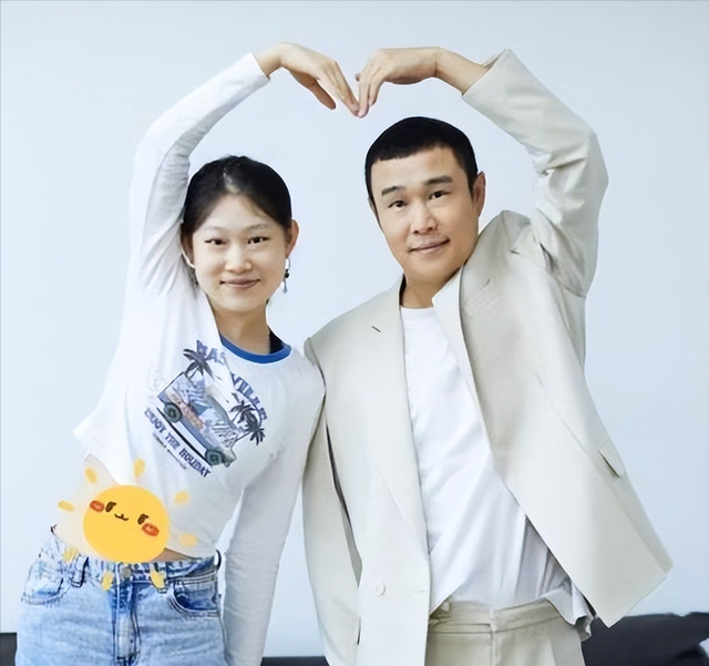 钱再多有什么用？68岁上亿身家的潘长江，还是要为42岁女儿操碎心