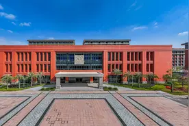 广州医科大学和广东医科大学，一个双一流，一个三非，你会选择谁图片