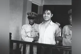 24岁的他微笑面对死刑，21天后女儿出生，解放后三名凶手相继伏法图片