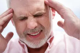 耳朵是脑血管病的“警报器”！出现这5种症状别拖，尽快就医图片