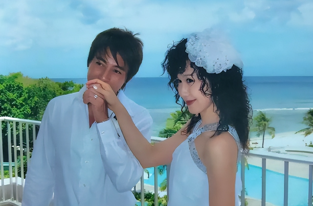 夫妻俩为了不变老，坚持31年不吃肉不生子，如今59岁近照不敢认