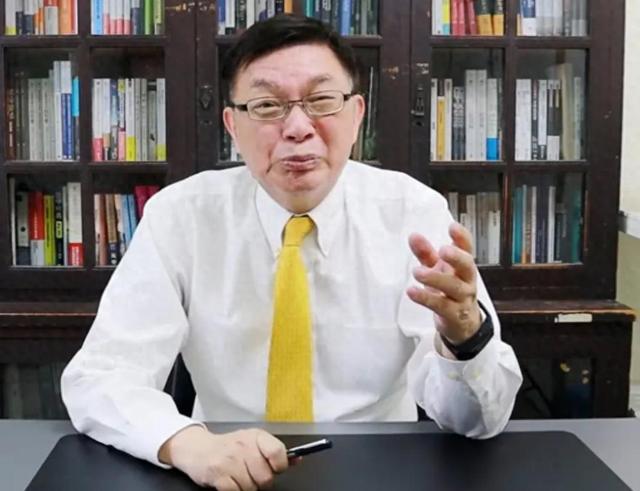 台胞参加九三阅兵，前脚刚落地北京，马上就送给赖清德一句话