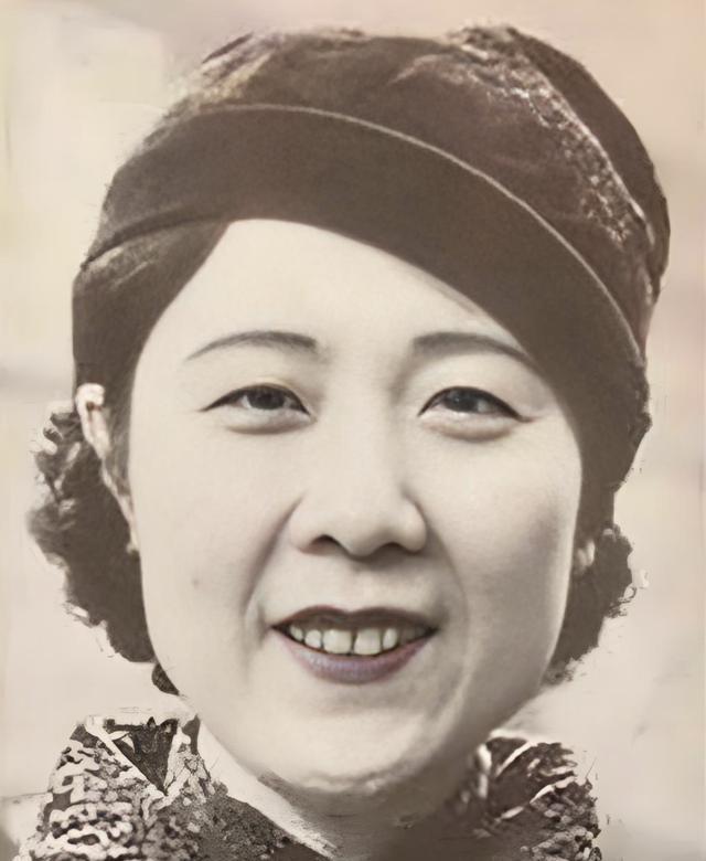 张学良回忆录和史料揭秘于凤至：假股神，曾出轨，为享乐拒绝赴台