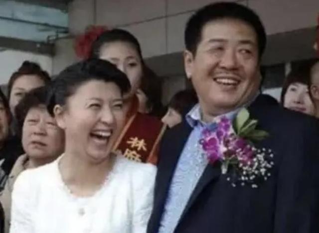 闫学晶哭穷风波大反转！儿子忍不住说出真相，有一点让那英说对了