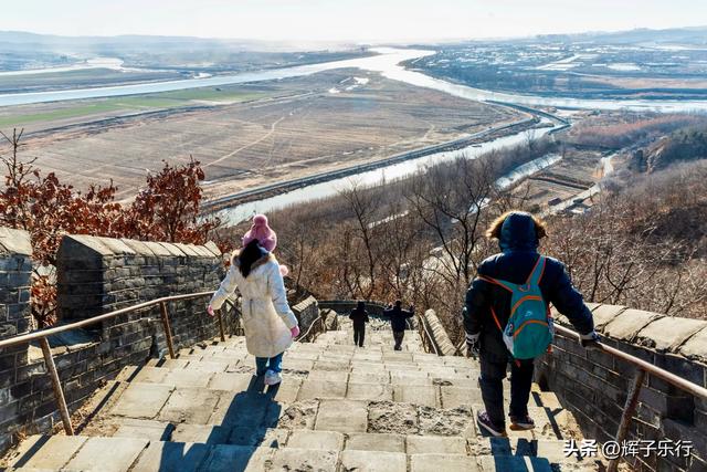 枯寂与荣华,辽宁丹东虎山长城的冬夏对话