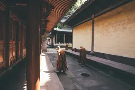 不入庙，是指不去寺庙呢，还是不进没有人的寺庙?图片