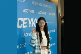 难怪黄子韬对徐艺洋这么着迷，她真的太美了！黄子韬恋爱脑没跑了 ​​​图片