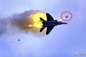 美军飞机被击落，是谁干的？说最软的话，办最硬的事，会是伊朗吗图片