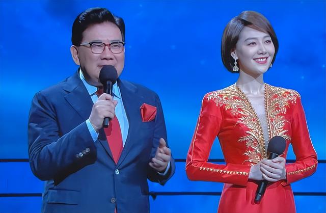 私生活混乱、被央视开除、陪睡上位？王冠身上的标签究竟有多离谱