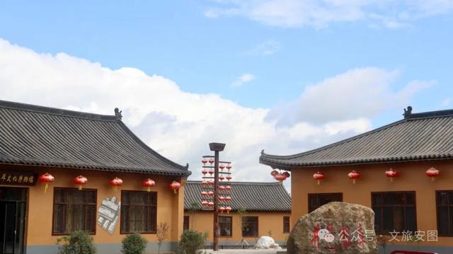 【“双线”开通 畅游安图】中秋遇国庆，做好准备邂逅长白山下的秋日浪漫吧~