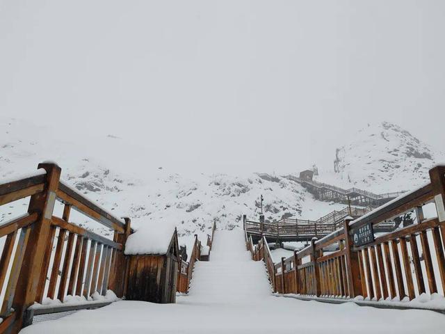 今日立冬！丽江七彩祥云“开场”，冬日还能怎么玩？