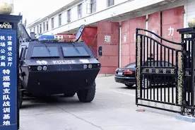 每一场越野拉练都是一次“负重”前行图片