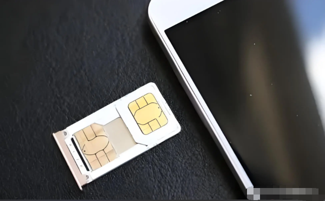 到底是华为模仿苹果，还是苹果抄袭华为？mate70 air掀起千层浪