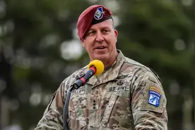 敏感时刻！美军上将前往以色列图片