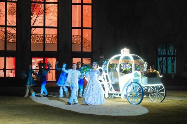 赏花灯，庆佳节！乐海神话世界华灯初上，动物王国喜气满满