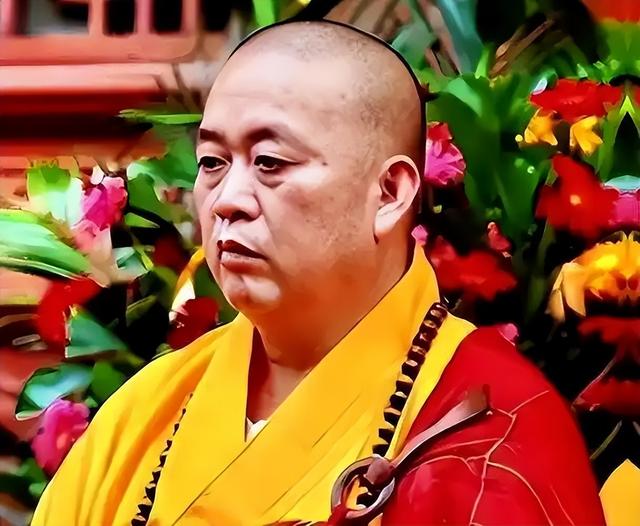 挖出来了！释永信大哥被曝盖会所、打村民,现亲弟被抓后美美隐身