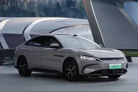 16.58万起售！高阶智驾+后五连杆悬架，2025款比亚迪汉家族上市图片