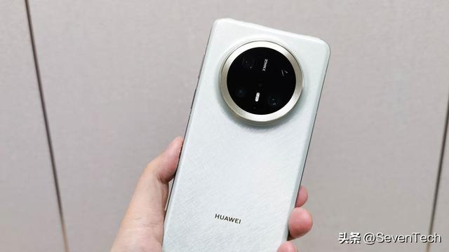 华为三款新机入网引争议:Mate 80系列还是Nova 15？