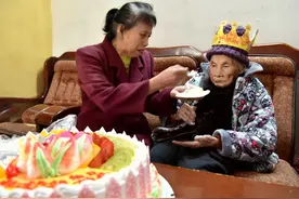 “七十不添衣，八十不祝寿”，过寿有啥讲究，家里有老人的要了解图片