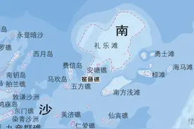 鲎（hòu ）藤礁属于我国南海诸岛，形状像鲎产的卵，在礼乐滩南端图片