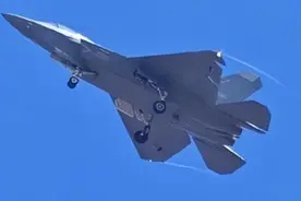 歼35的滑跃型，辽宁舰和山东舰，混合使用，到底有多强？图片