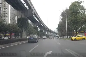 为什么有人开车感觉很累，有人却感觉很轻松，区别在这5个方面图片