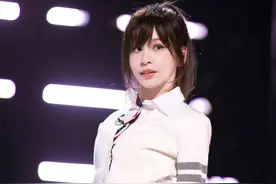 身高最矮的10位女歌手排行榜，第一名仅有149公分？图片