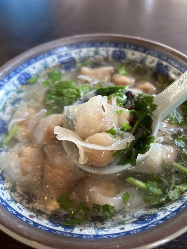 开分8.7！这个半浙半闽的小城暑期档第一，隐藏得太深了