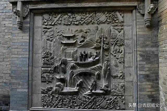走进王家大院