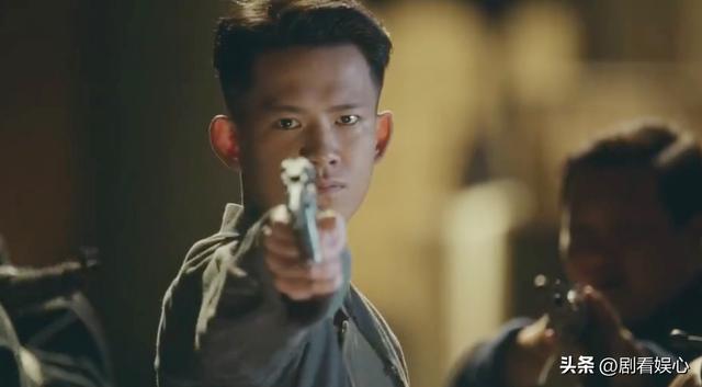 《风与潮》大结局！柯麟身份暴露，乔音婉赴死成全何贤成遗憾