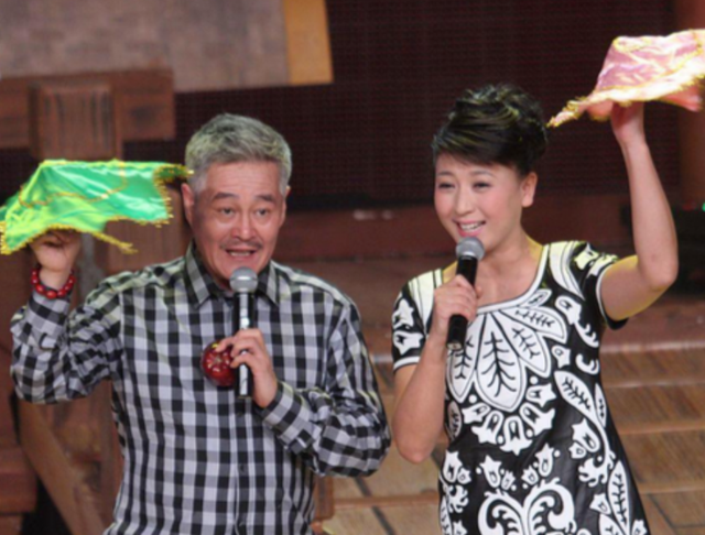 哭穷风波不到一个月	，闫学晶祸水再起，倒霉的3个男人是冰山一角